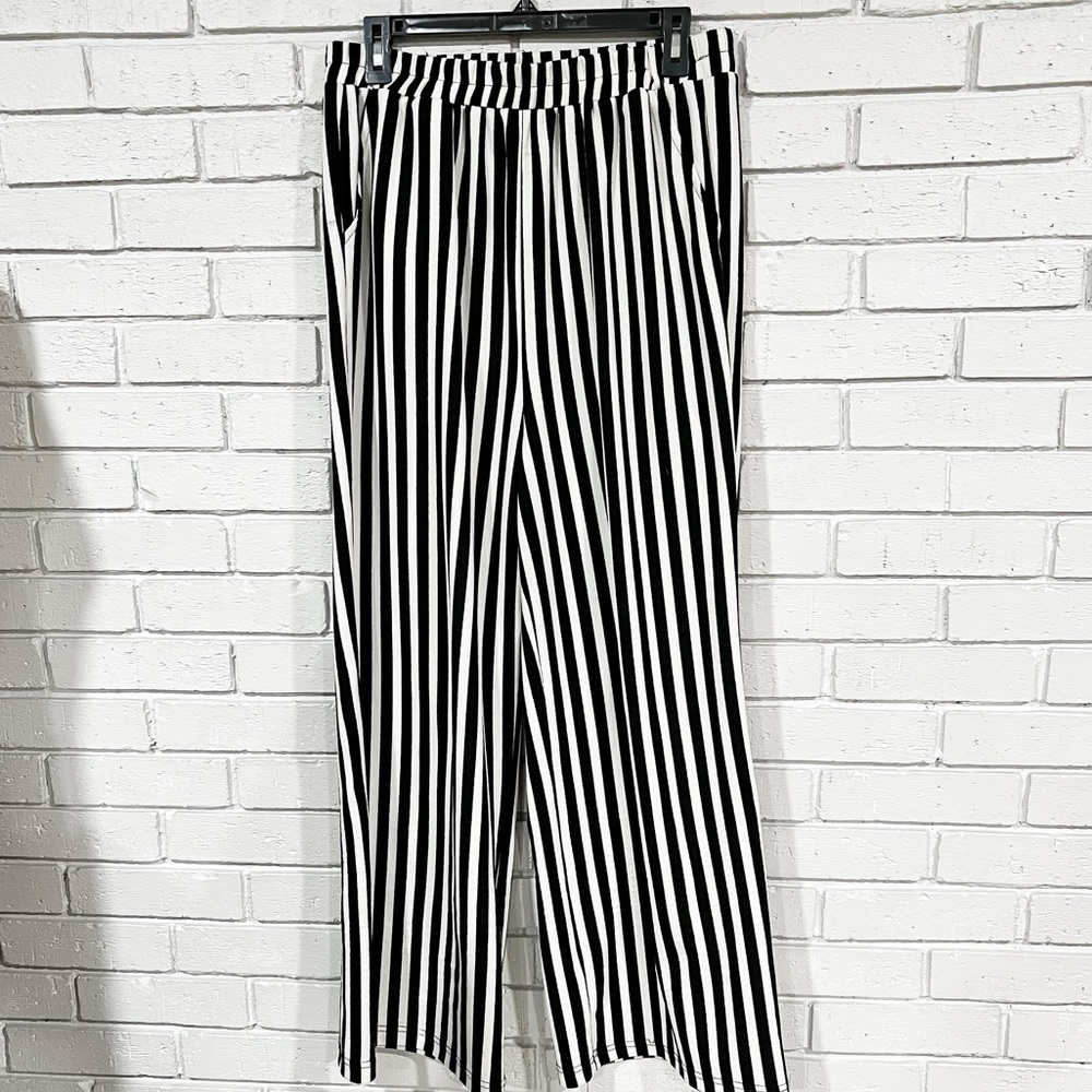 Asos Women's Striped‎ Pants - Picture 2 of 8